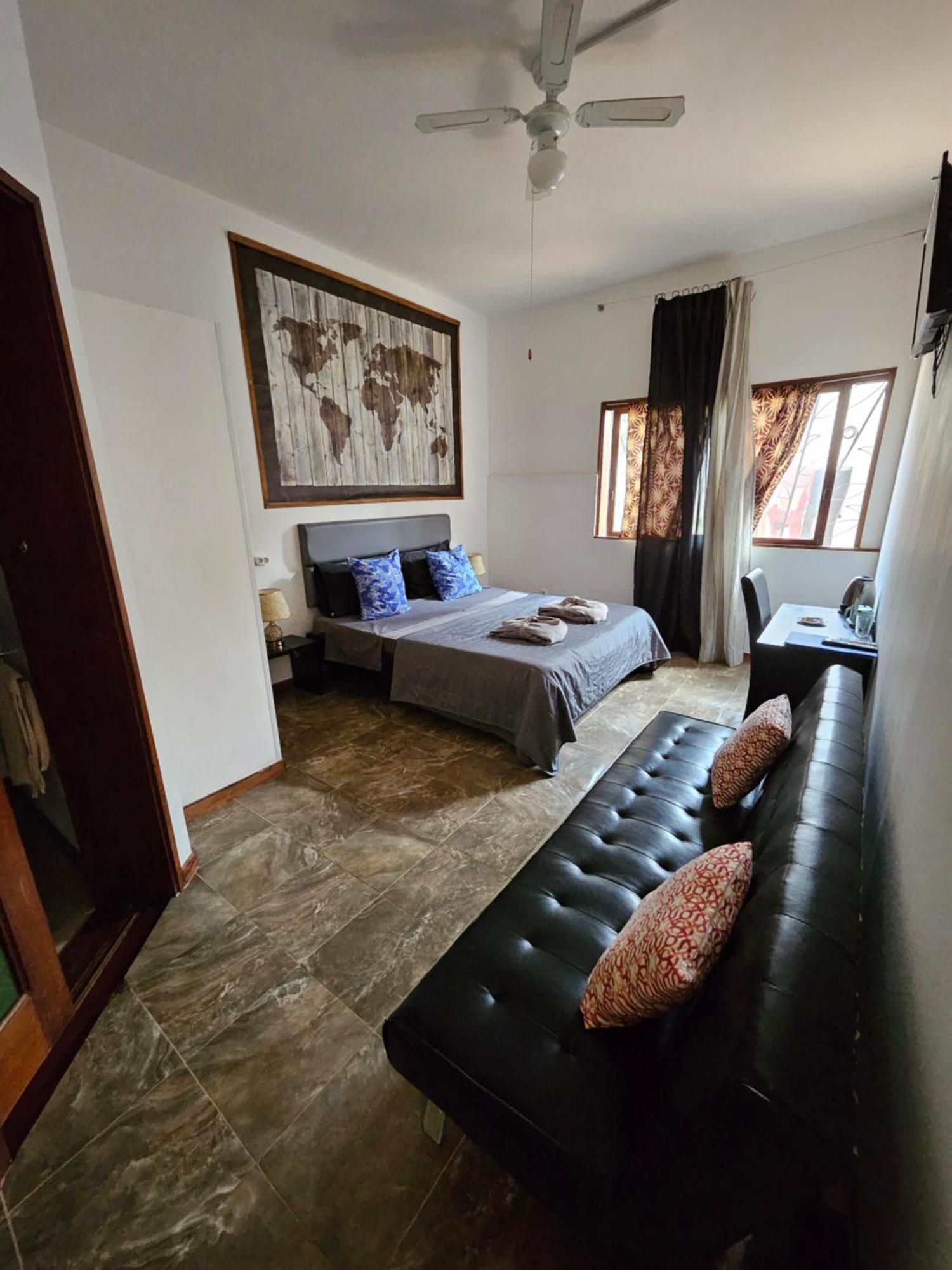 Blue Eagle Guesthouse - Casa De Hospedes Santa Maria Εξωτερικό φωτογραφία